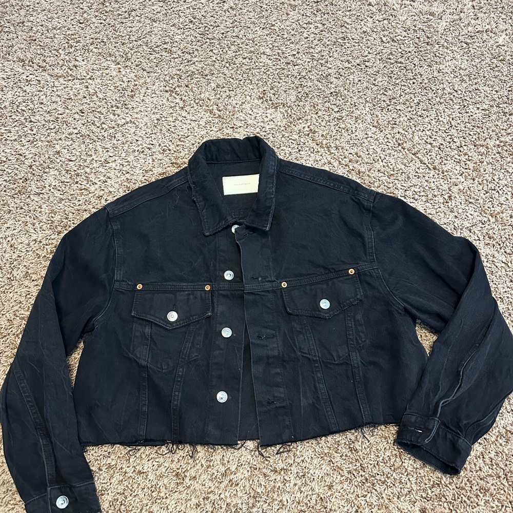 Zara Cropped Black Jean Jacket